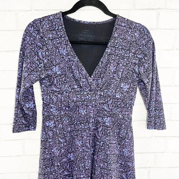 Patagonia Purple Floral 3/4 Sleeve Athleisure Dress Women's Size Small - Picture 2 of 6